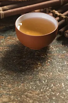 浩瀚商品藏茶·润云交易所能做吗：白菜释放几天后服药，幼苗出来几天后倒了水